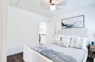 933 Hackberry Ave in Modesto, CA - Building Photo - Building Photo