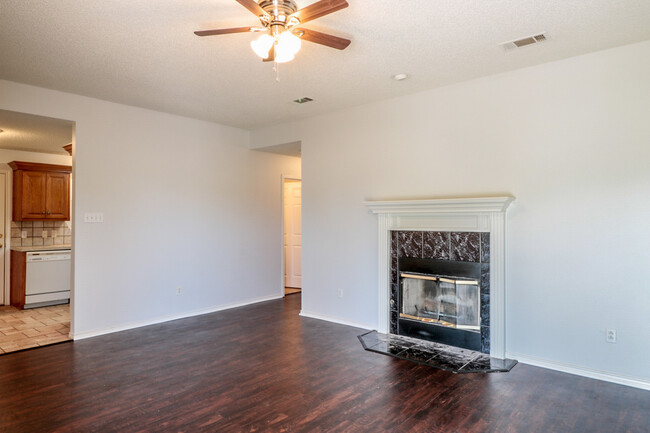 6718 4th St in Lubbock, TX - Building Photo - Building Photo