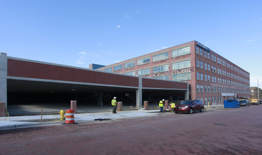 Baker Lofts in Grand Rapids, MI - Foto de edificio - Building Photo