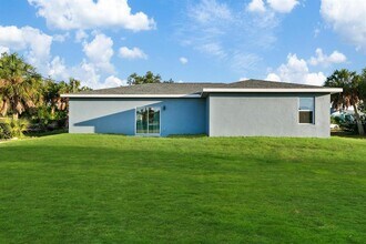 3471 Winona St in Port Charlotte, FL - Building Photo - Building Photo