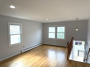 497 Garfield Ave in Bridgeport, CT - Building Photo - Building Photo