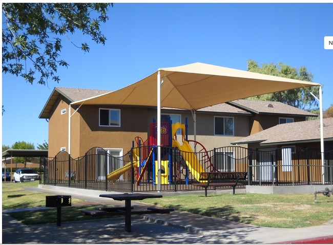 Squaw Valley Apartments in Blythe, CA - Foto de edificio - Other