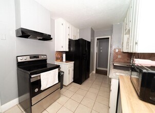 1502 Acacia Dr in Pasadena, TX - Building Photo - Building Photo