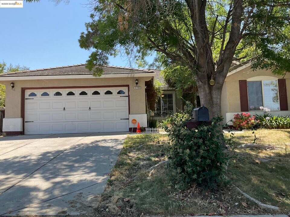 5196 Tehachapi Ct in Antioch, CA - Building Photo