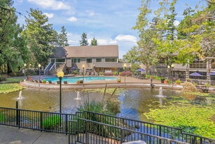 City View in Hayward, CA - Building Photo