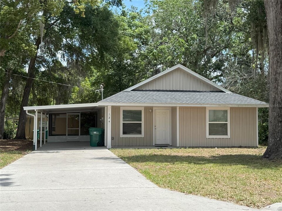 124 Cherry Ave in Inverness, FL - Building Photo
