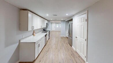 635 Colbert Ave in Pensacola, FL - Building Photo - Building Photo