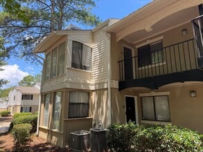 5005 Wingate Way in Atlanta, GA - Building Photo - Building Photo