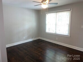 1826 Merriman Ave in Charlotte, NC - Building Photo - Building Photo
