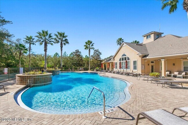 44 Ocale Ct in St. Augustine, FL - Foto de edificio - Building Photo