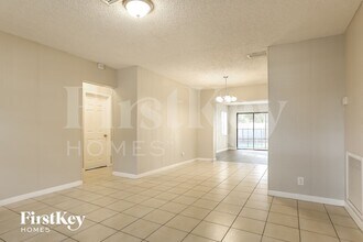 6100 Harding St in Hollywood, FL - Building Photo - Building Photo