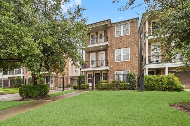921 W 19th St in Houston, TX - Building Photo - Building Photo