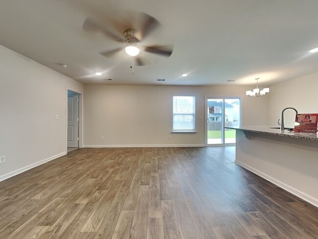 1643 Commendable Ct in Lexington, SC - Foto de edificio - Building Photo