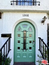 1268 S Highland Ave in Los Angeles, CA - Building Photo - Building Photo