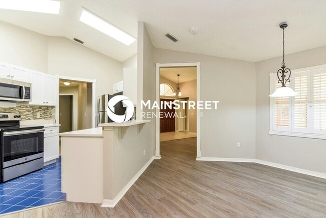 812 Crestridge Dr in Tarpon Springs, FL - Building Photo - Building Photo