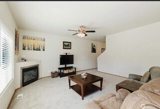 106 Goldenrod St in Port Orchard, WA - Building Photo - Building Photo
