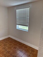 846 W 31st St in Hialeah, FL - Building Photo - Building Photo