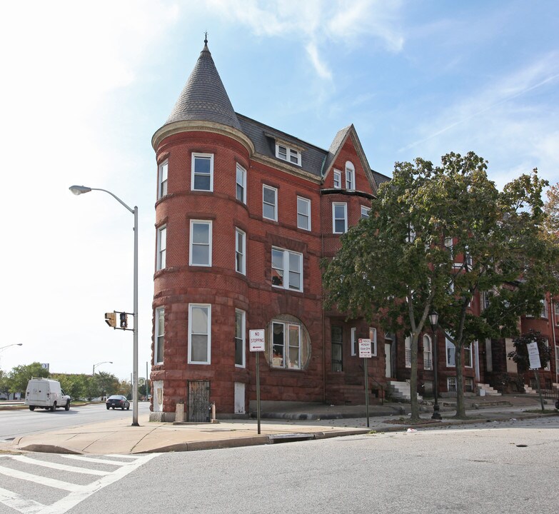 2200 Eutaw Pl in Baltimore, MD - Foto de edificio