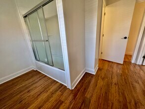 26 Elm St in Winchester, CT - Building Photo - Building Photo