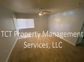 330 S Beck Ave in Tempe, AZ - Building Photo - Building Photo