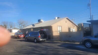 5949 S Fontana Ave in Tucson, AZ - Building Photo - Building Photo