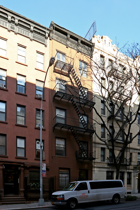 361 W 51st St in New York, NY - Building Photo