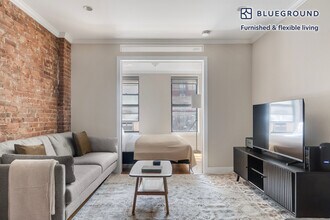 515 W 47th St, Unit SI FL4-ID1989 in New York, NY - Foto de edificio - Building Photo