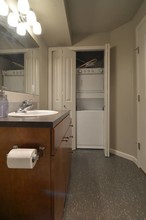 124 Bellevue Ave E, Unit 500 in Seattle, WA - Building Photo - Building Photo