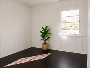 891 Concha Loma Dr in Carpinteria, CA - Building Photo - Building Photo