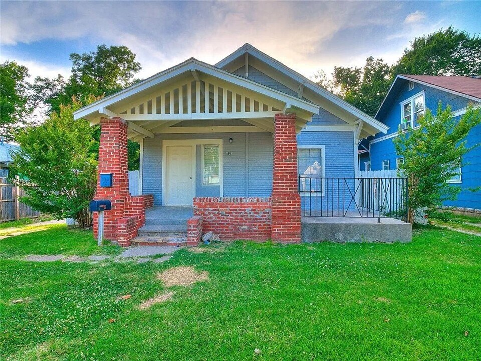 1149 N McKinley Ave-Unit -Main House in Oklahoma City, OK - Building Photo