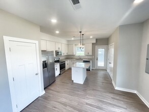 358 Honeycomb Ct in Clarksville, TN - Building Photo - Building Photo