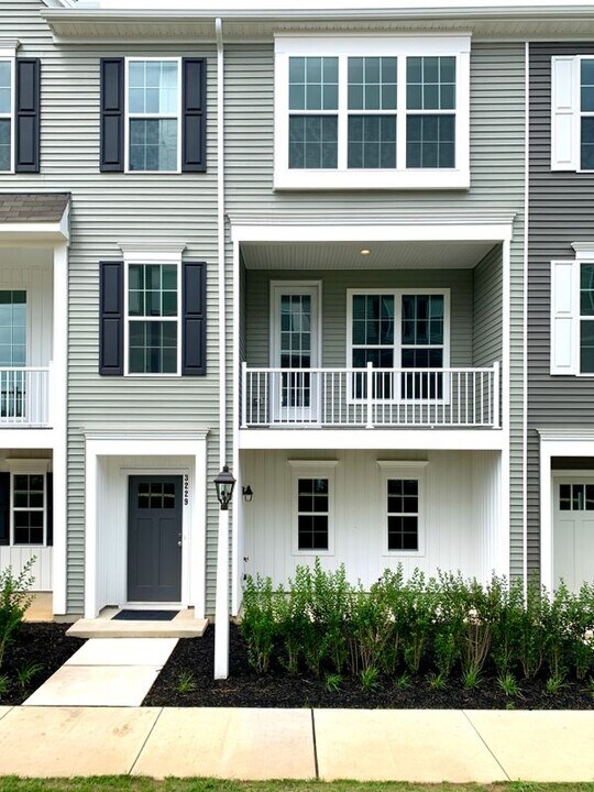 3229 Haley Wy in Mechanicsburg, PA - Building Photo