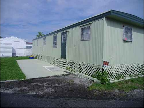 Palm Beach Mobile Homes in Lake Worth, FL - Building Photo - Building Photo