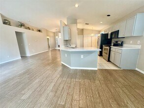 7724 Water Oak Ct in Kissimmee, FL - Building Photo - Building Photo