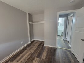 1819 Garfield Rd in East Cleveland, OH - Building Photo