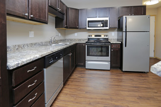 Stonefield Townhomes in Bismarck, ND - Building Photo - Interior Photo