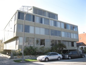 15 54th Pl in Long Beach, CA - Building Photo - Building Photo