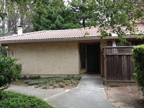145 Torrey Pine Terrace in Santa Cruz, CA - Building Photo - Building Photo