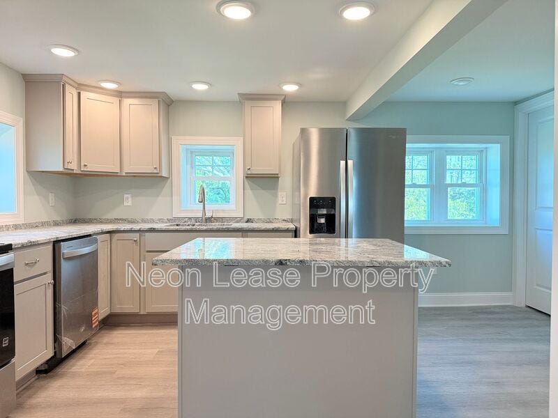 13396 St Johnstown Rd in Greenwood, DE - Building Photo