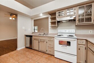 208 S Cougar Ave in Cedar Park, TX - Building Photo - Building Photo