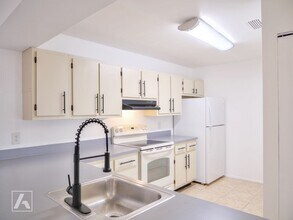 630 Kenwick Cir in Casselberry, FL - Building Photo - Building Photo
