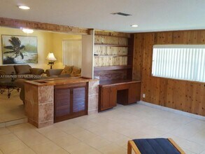 2359 N Wallen Dr in West Palm Beach, FL - Building Photo - Building Photo