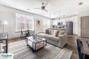 151 E Blount Ave in Knoxville, TN - Building Photo