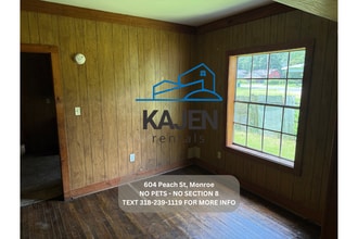 604 Peach St in Monroe, LA - Building Photo - Building Photo