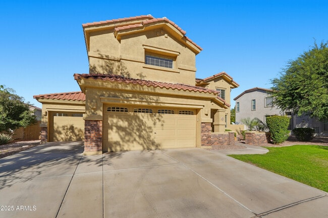 18560 E Strawberry Dr in Queen Creek, AZ - Foto de edificio - Building Photo