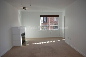 5440 Leary Ave NW in Seattle, WA - Building Photo - Building Photo