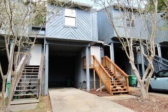 200 White St in Niceville, FL - Building Photo - Building Photo