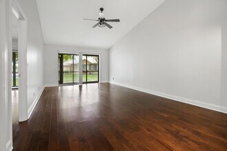 6215 SE Georgetown Pl in Hobe Sound, FL - Building Photo - Building Photo