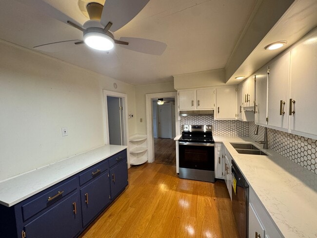 651 Quinnipiac Ave, Unit 2 in New Haven, CT - Building Photo - Building Photo