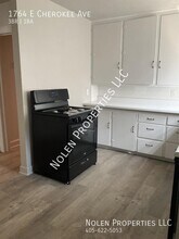 1764 E Cherokee Ave in Enid, OK - Foto de edificio - Building Photo